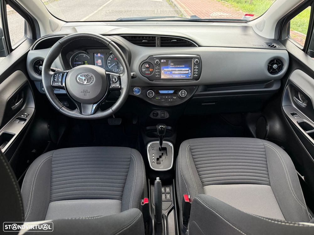 Toyota Yaris 1.5 HSD Comfort+P.Style - 38