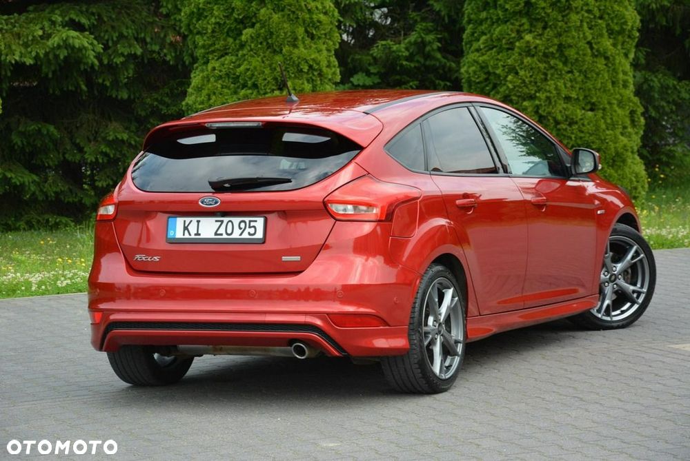 Ford Focus 1.5 EcoBoost STart-Stopp-System ST-LINE - 11