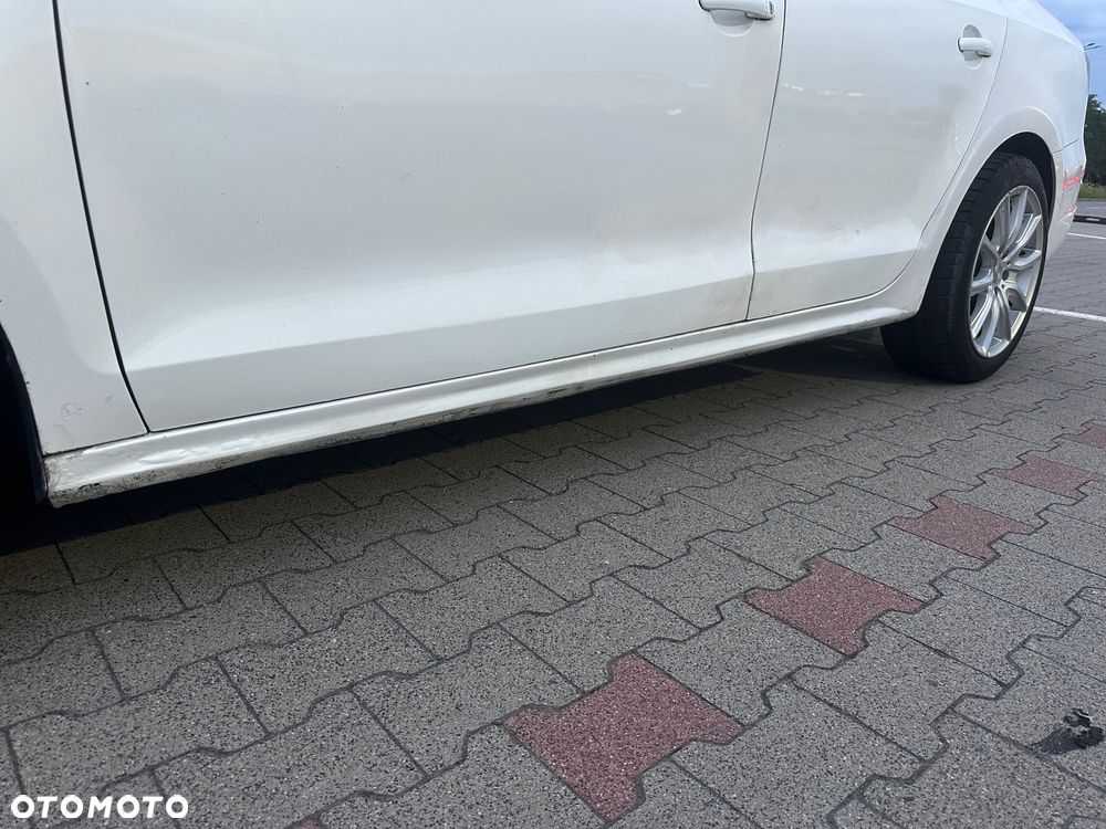 Volkswagen Jetta 2.0 TDI Comfortline - 16