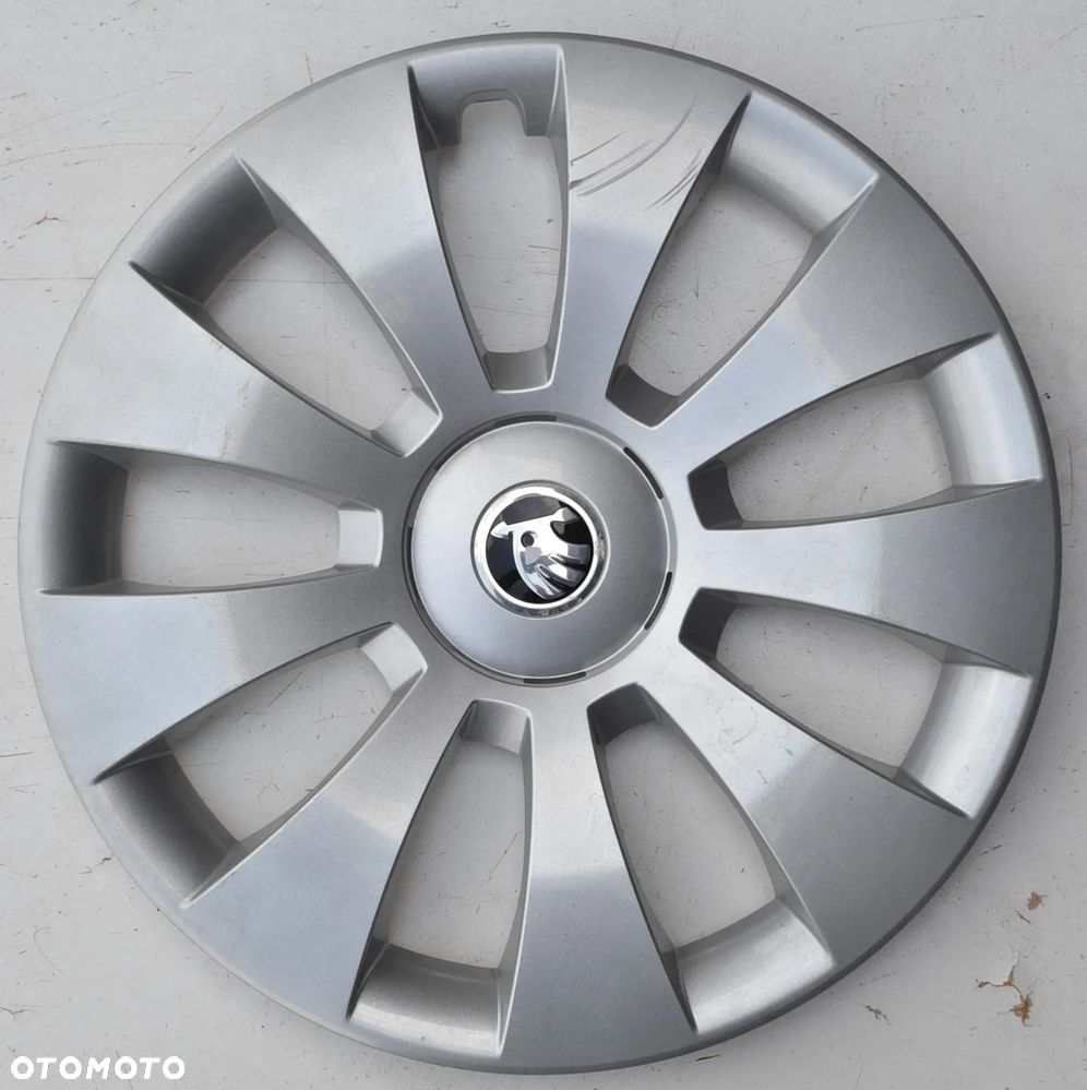 ORYGINALNE KOŁPAKI OEM SKODA 16 CALI x1szt. K-702 - 2