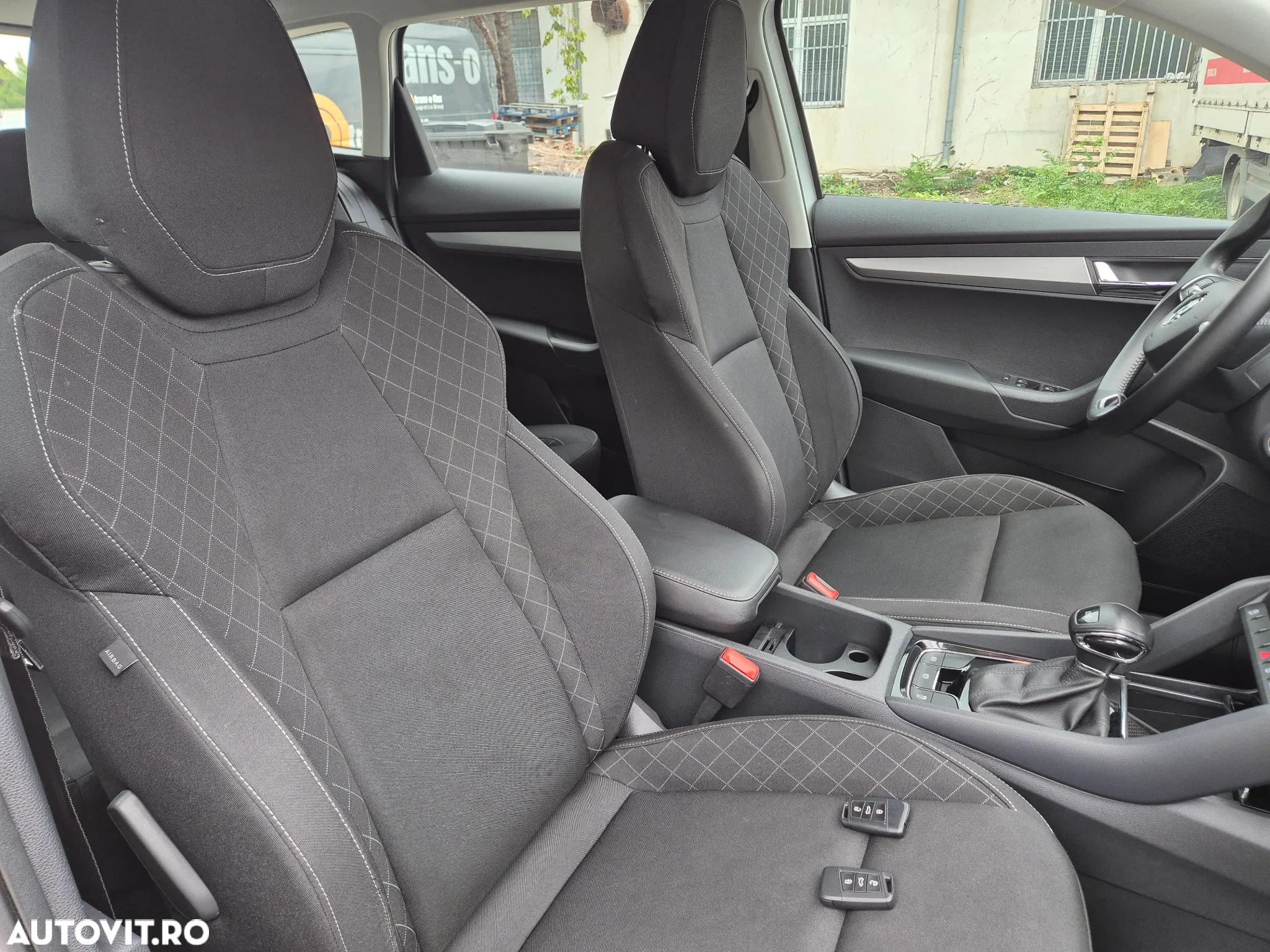Skoda Karoq 2.0 TDI DSG Drive - 33