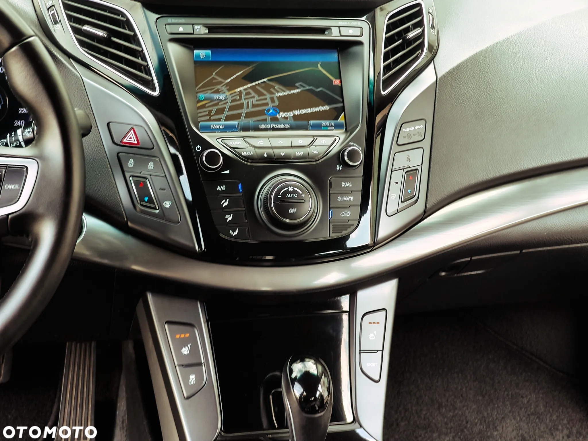 Hyundai i40 i40cw 1.7 CRDi Automatik Premium - 32