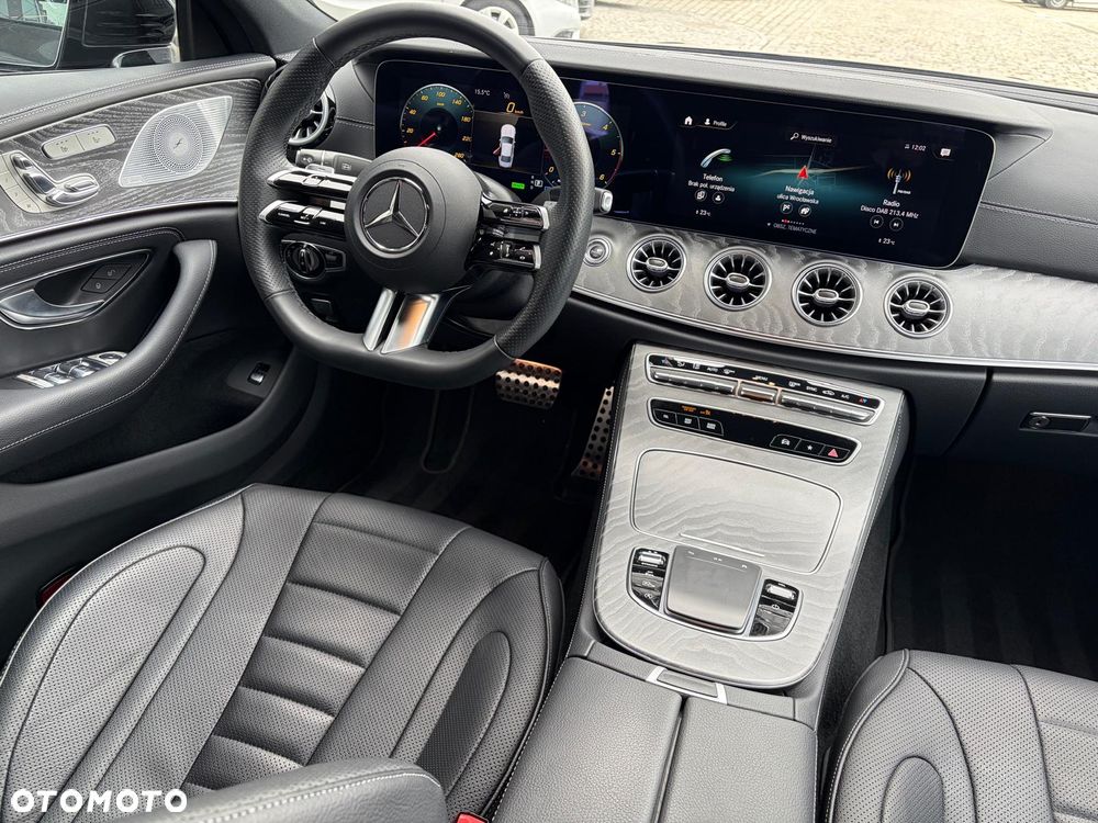 Mercedes-Benz CLS 300 d 4-Matic AMG - 17