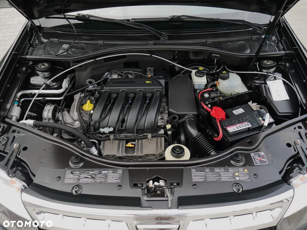 Dacia Duster 1.6 16V 105 4x4 Celebration - 4