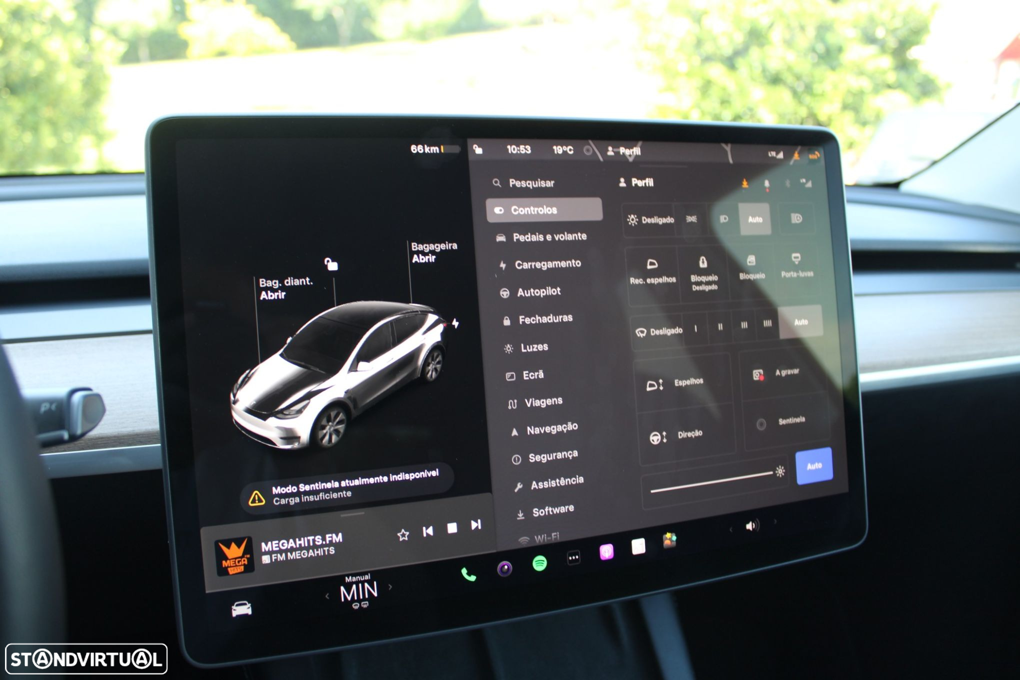 Tesla Model Y Long Range Dual Motor AWD - 18