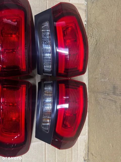 Lampy tylne Jeep Grand Cherokee - 4