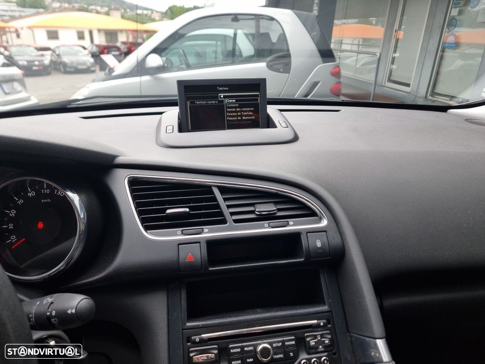 Peugeot 3008 1.6 HDi Style - 16