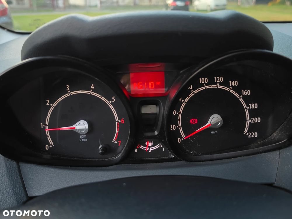 Ford Fiesta 1.25 Viva - 11