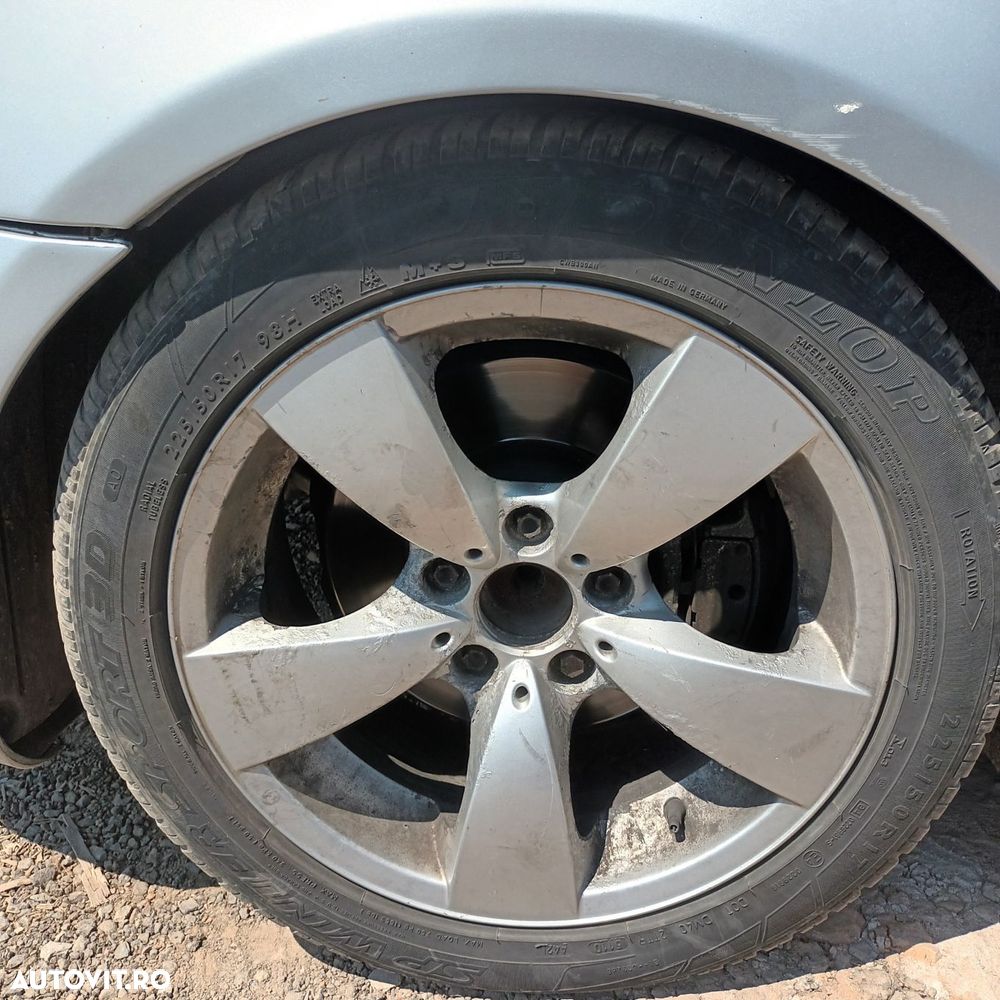 Dezmembrari  BMW 5 (E60, E61)  2003  > 2010 530 d Motorina - 8