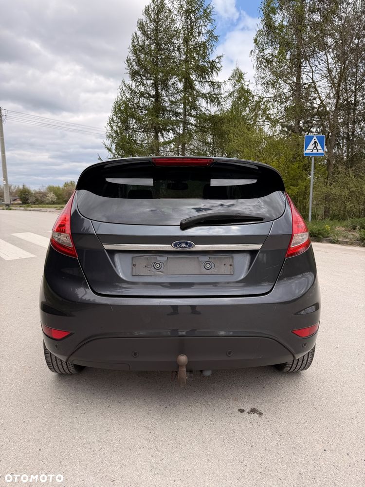 Ford Fiesta 1.6 Ti-VCT Titanium - 25