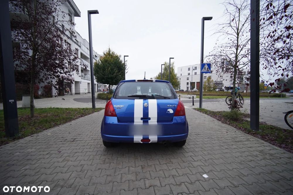 Suzuki Swift - 11