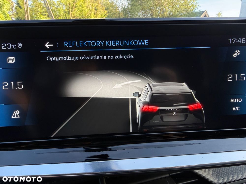 Peugeot 2008 BlueHDi 110 Allure - 32