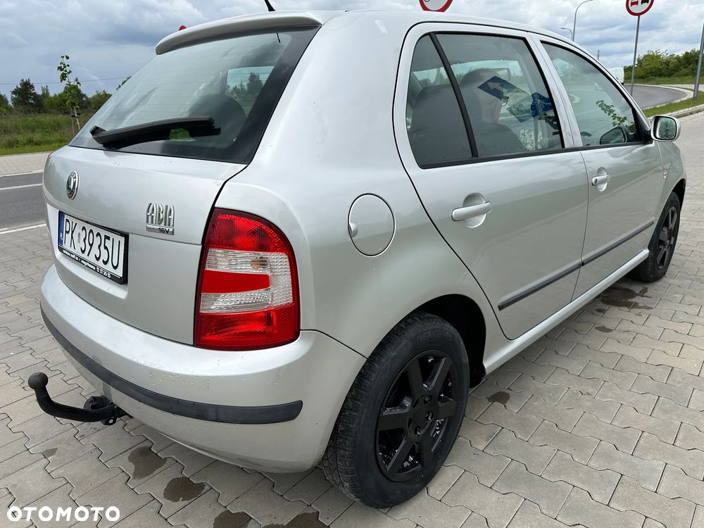 Skoda Fabia - 8