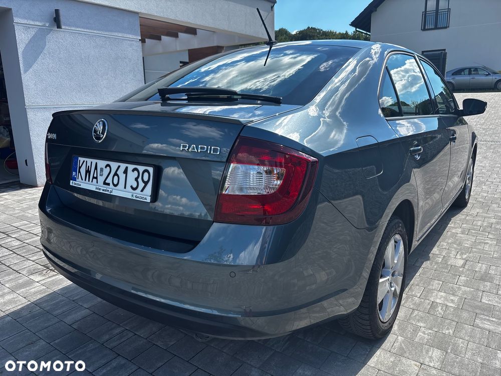 Skoda RAPID 1.4 TSI Ambition DSG - 6