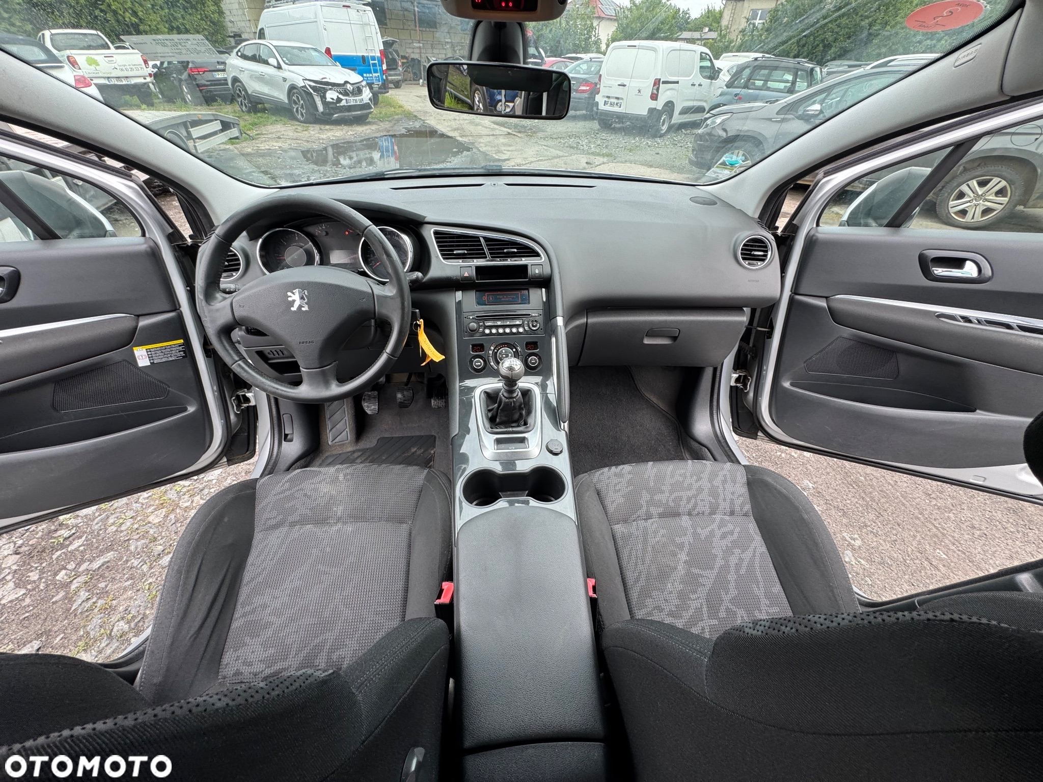 Peugeot 3008 1.6 HDi Premium - 8