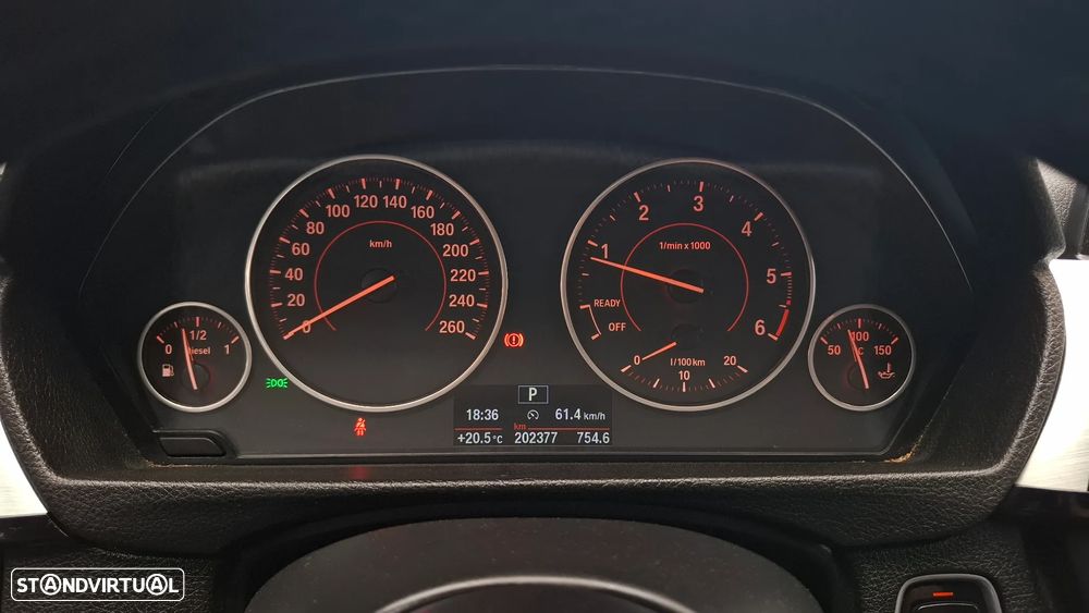 BMW 318 d Touring Auto Pack M - 59