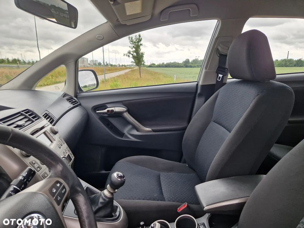 Toyota Verso 1.8 7-Sitzer Comfort - 23