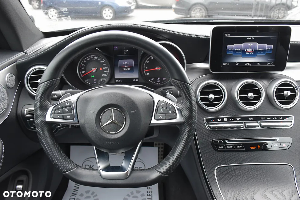 Mercedes-Benz Klasa C 300 Coupe 9G-TRONIC Night Edition - 31