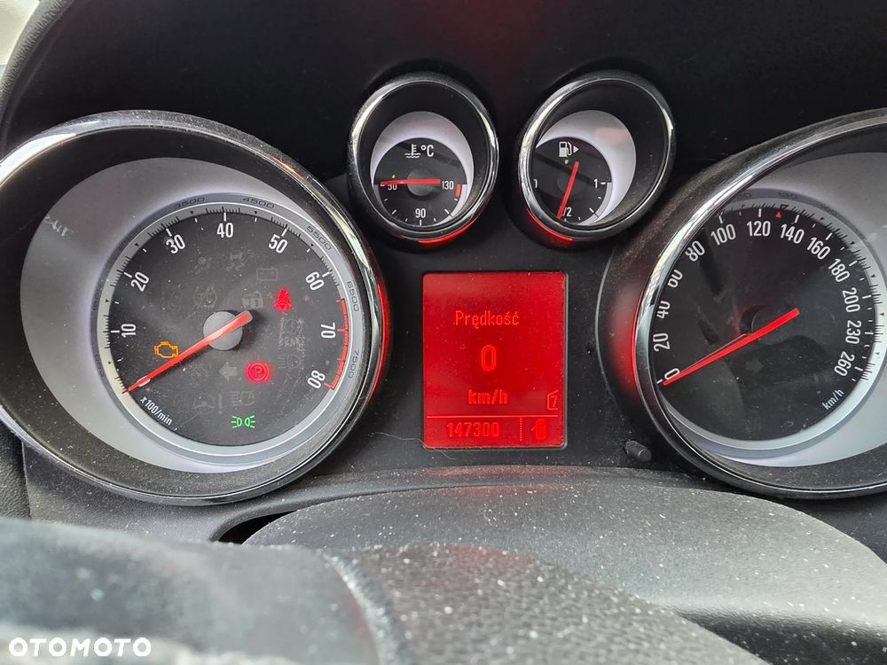 Opel Astra 1.4 T Cosmo - 9