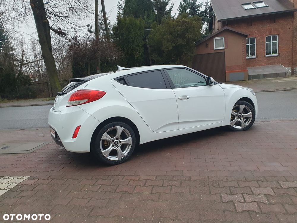 Hyundai Veloster 1.6 blue Style - 24