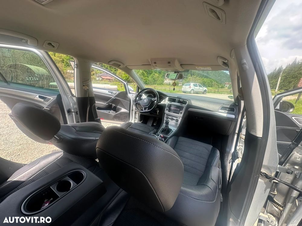 Volkswagen Golf 1.6 TDI 4Motion - 20