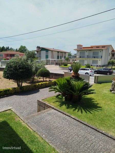 Moradia para venda em Lordelo Guimarães - Grande imagem: 5/12