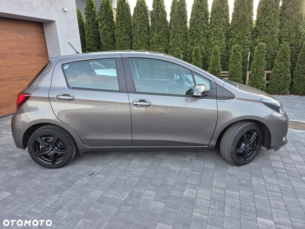 Toyota Yaris 1.33 VVT-i Lounge - 8