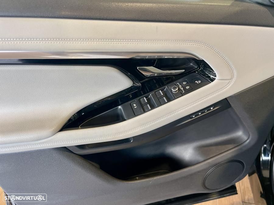 Land Rover Range Rover Evoque P300e R-Dynamic HSE - 37