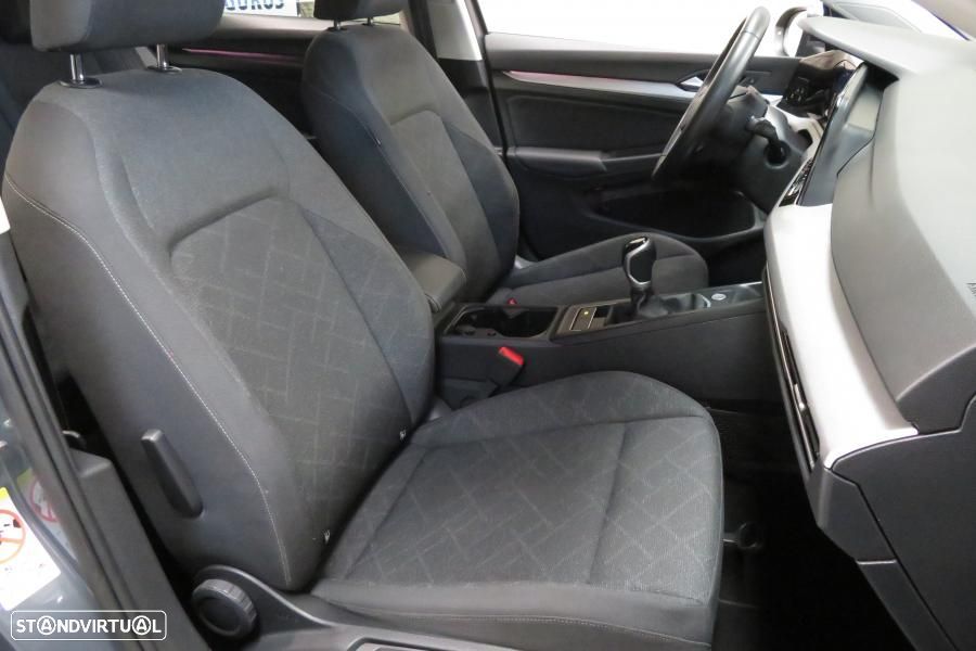 VW Golf 1.0 TSI Life - 27