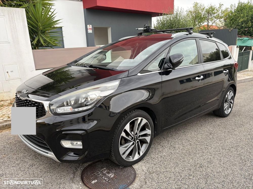 Kia Carens - 3