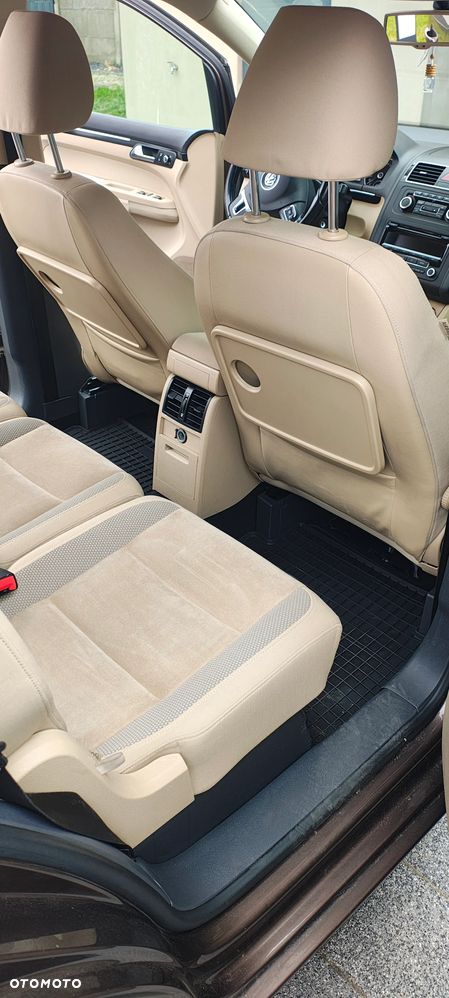 Volkswagen Touran 2.0 TDI DPF Comfortline DSG - 10