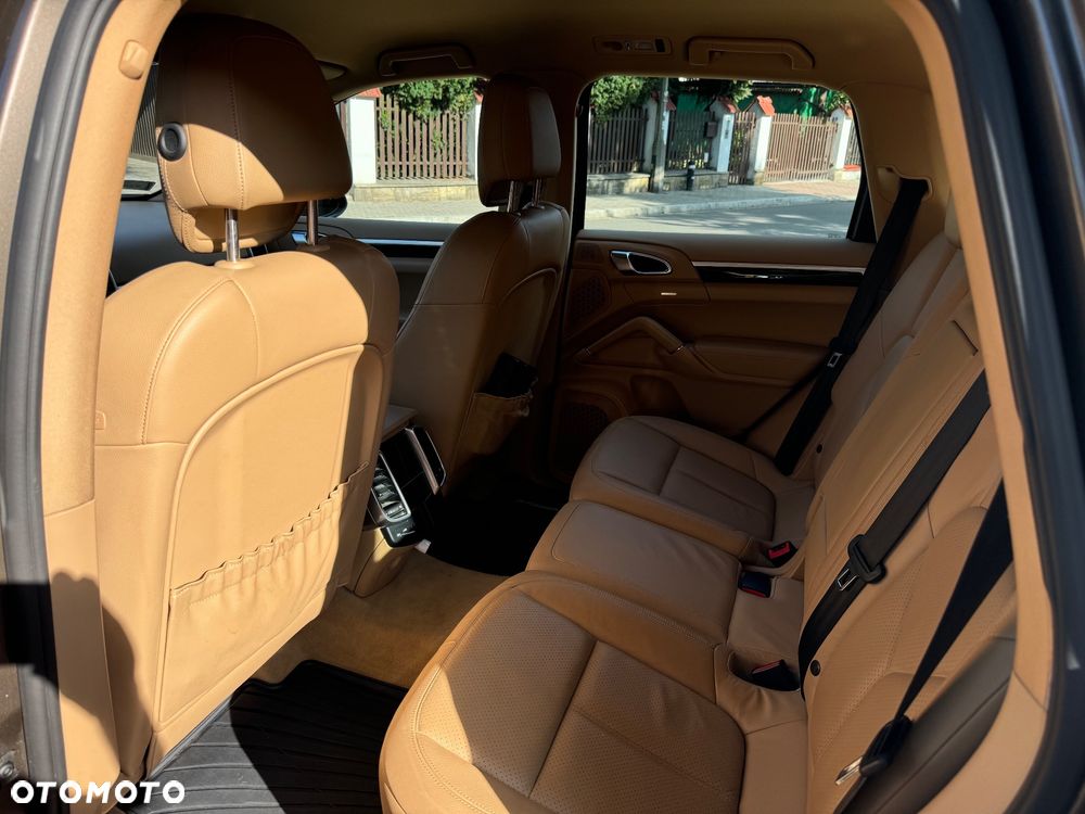 Porsche Cayenne Diesel - 14