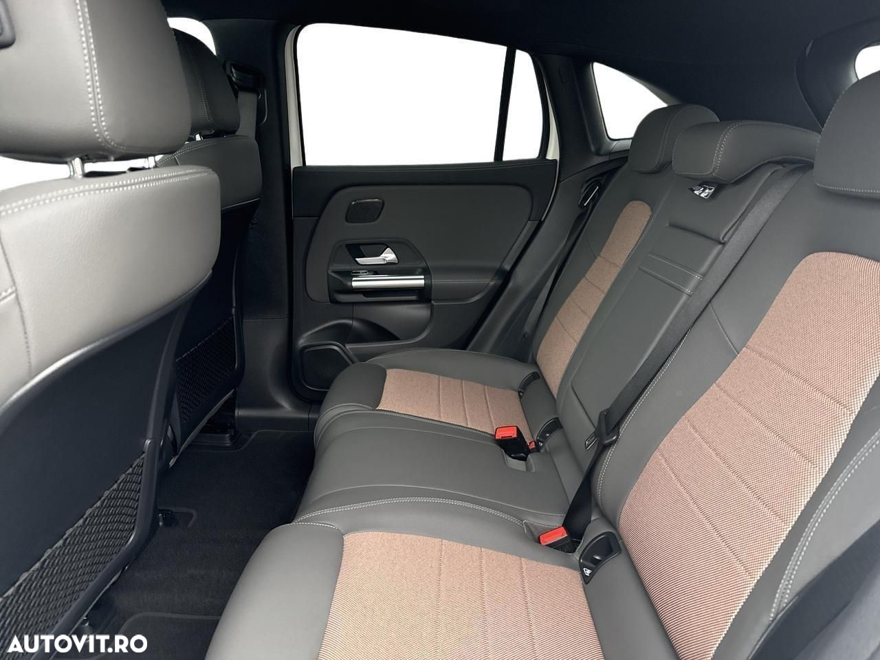 Mercedes-Benz EQA 250+ - 12