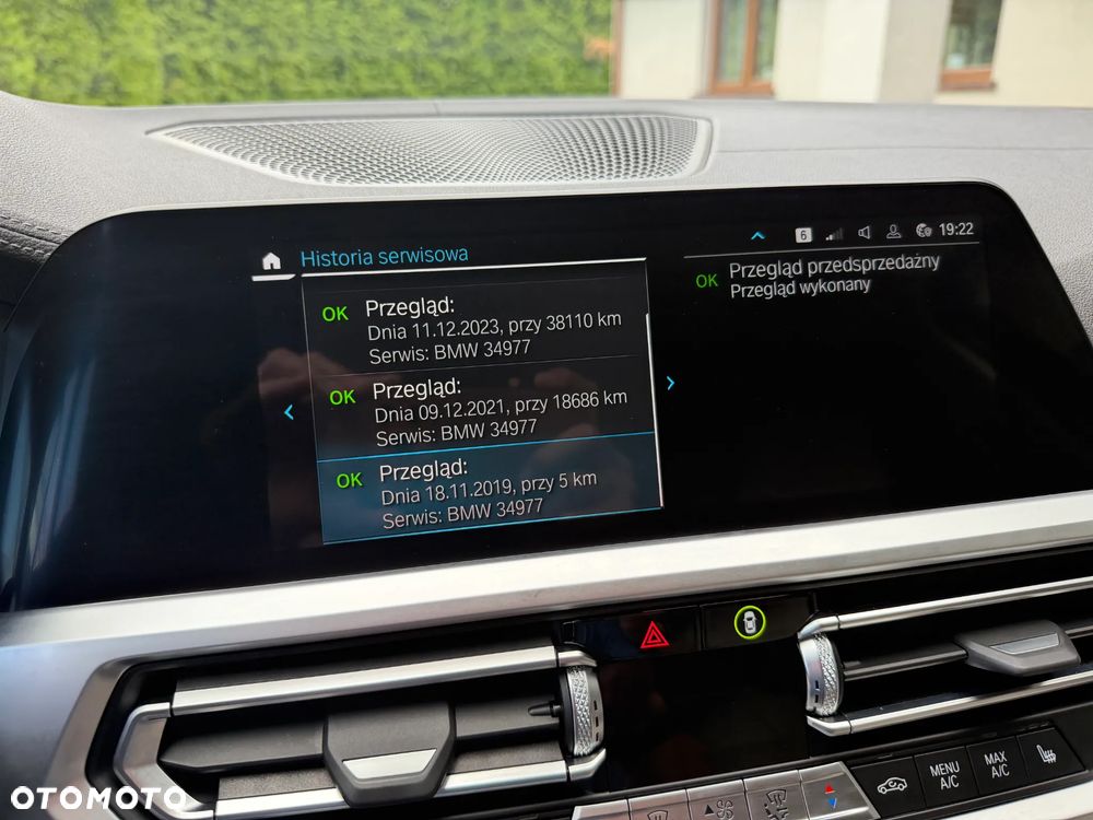 BMW Seria 3 330e Luxury Line sport - 33