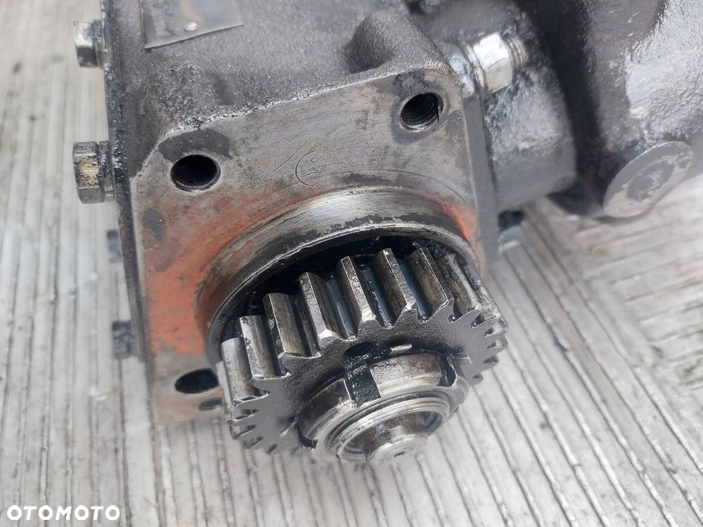 SPRĘŻARKA POWIETRZA KAMAZ 5320 I 11.0 V8 - 3