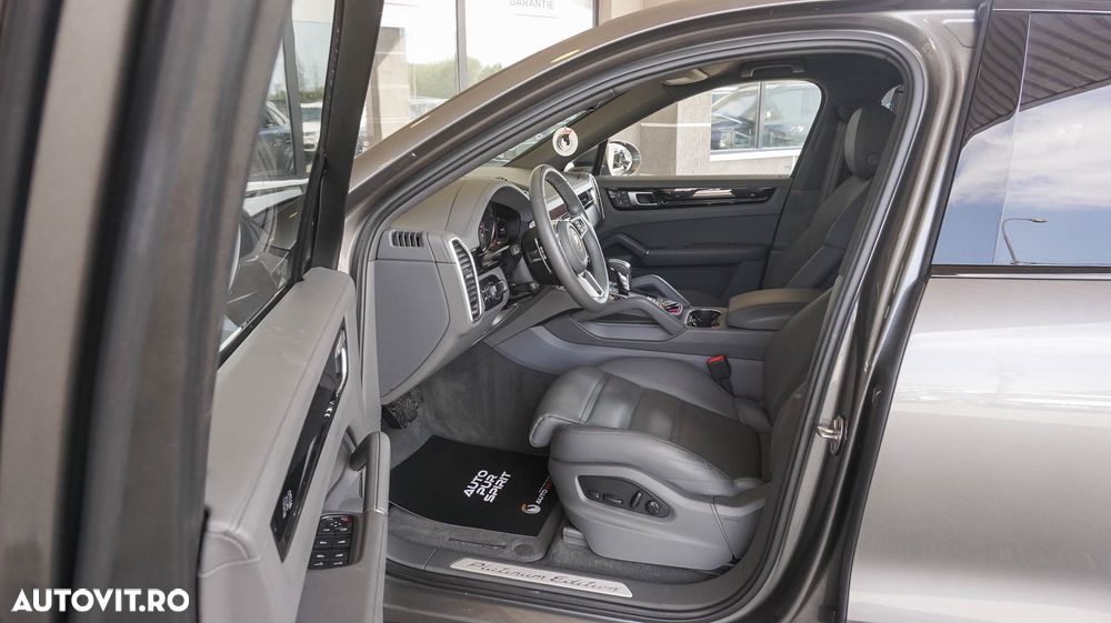 Porsche Cayenne Coupe Tiptronic S Platinum Edition - 21