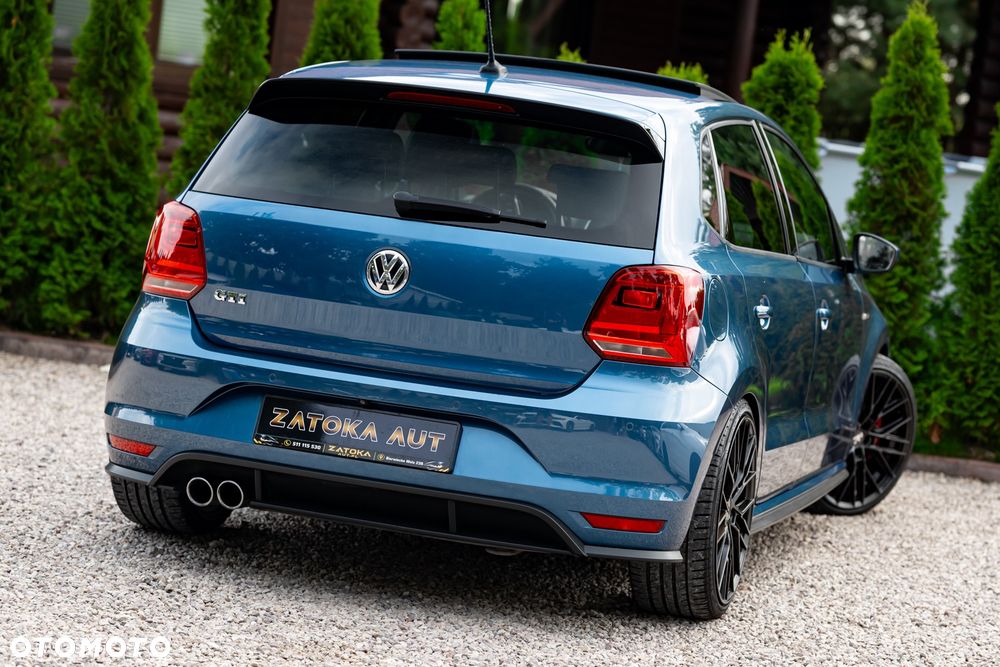 Volkswagen Polo 1.8 TSI (Blue Motion Technology) DSG GTI - 14