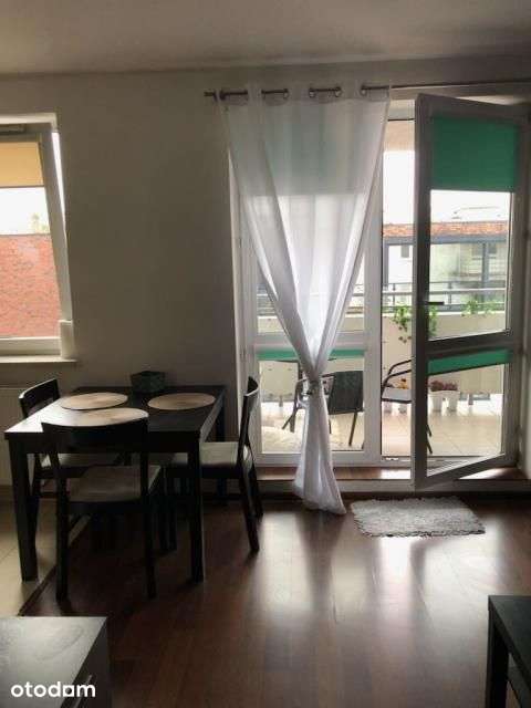 2 pokoje, 50m2 z internetem. 2900 zł+ 800 czynsz