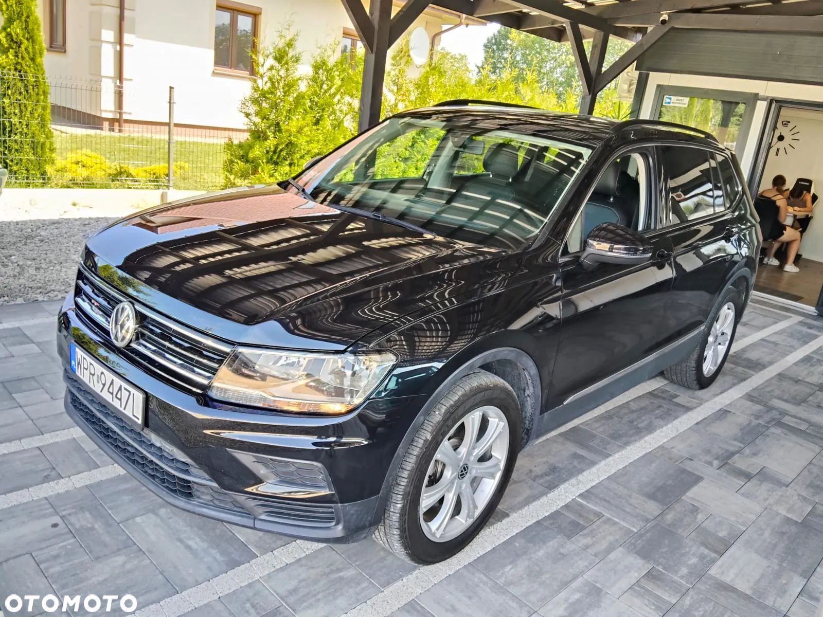 Volkswagen Tiguan - 2