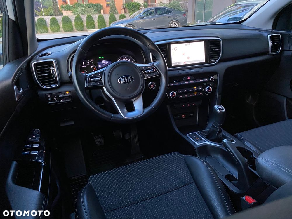 Kia Sportage 1.6 GDI Black Edition 2WD - 6