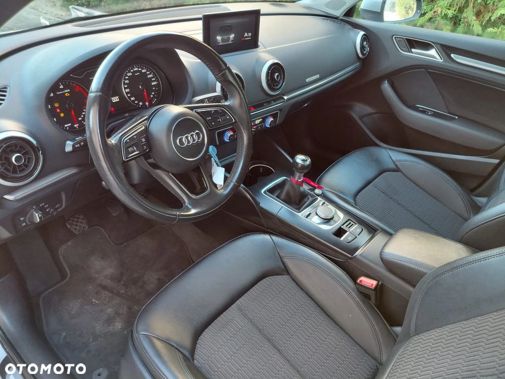 Audi A3 Sportback - 14