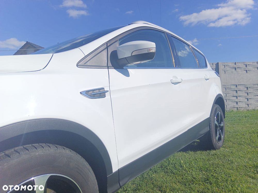 Ford Kuga 2.0 TDCi FWD Edition - 4
