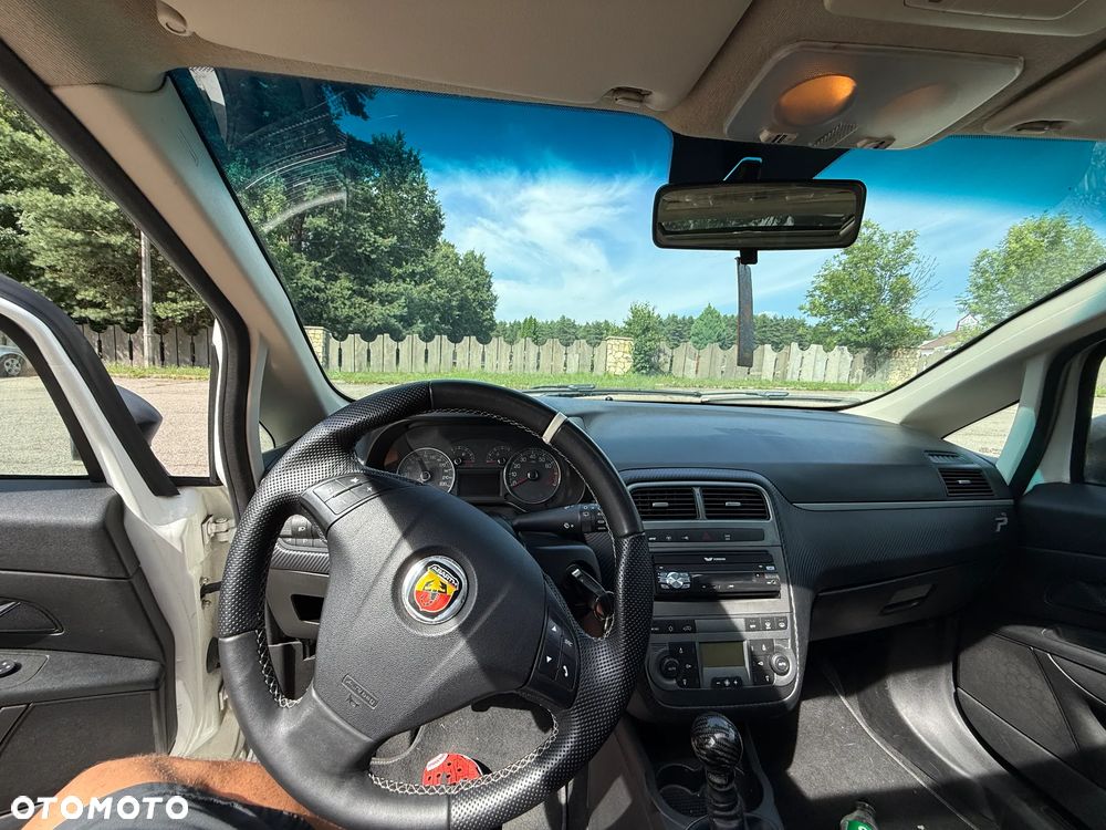 Fiat Grande Punto - 21