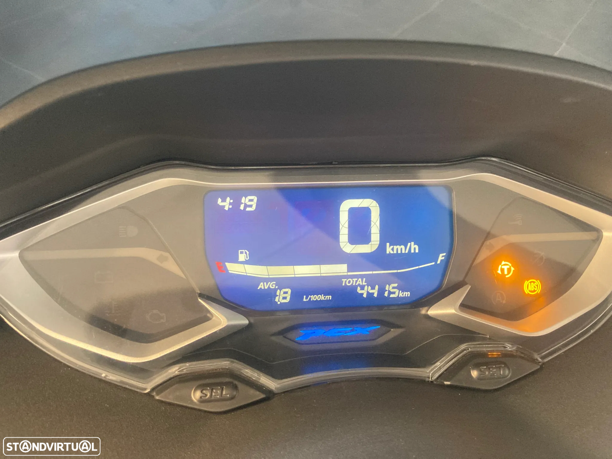 Honda PCX125 ABS + HSTC - 4