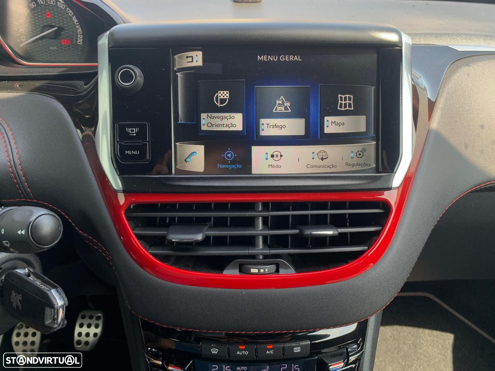 Peugeot 208 1.6 THP GTi - 31