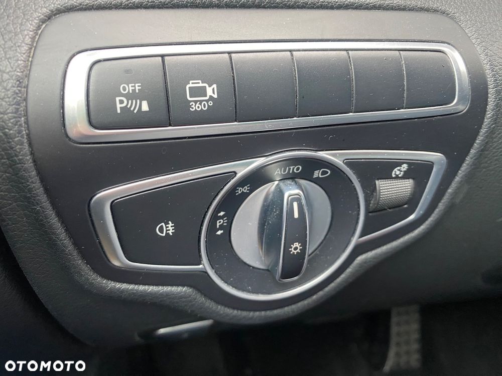 Mercedes-Benz GLC 220 d 4-Matic - 11