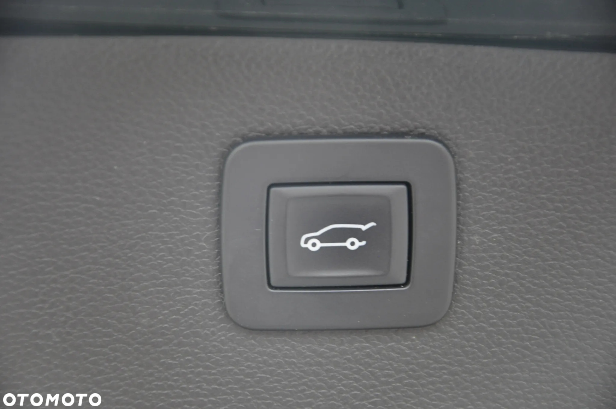 Opel Astra 1.6 BiTurbo D (CDTI) Start/Stop Innovation - 19