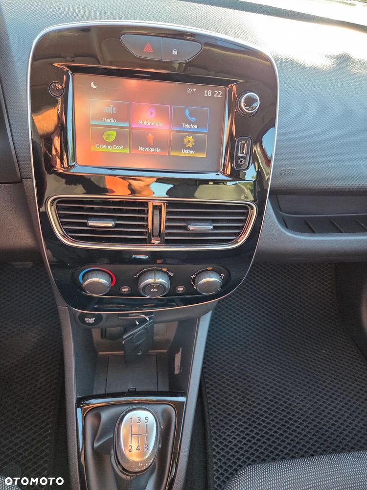 Renault Clio - 19