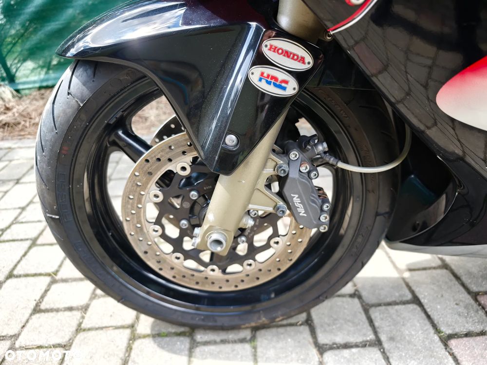 Honda CBR - 14