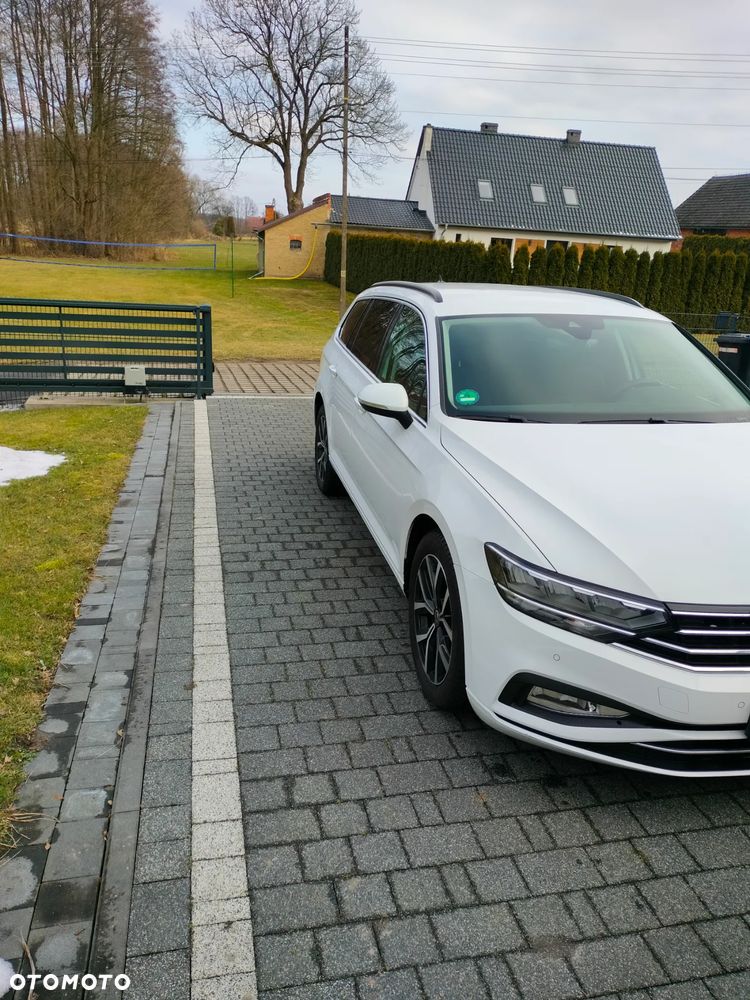 Volkswagen Passat - 5